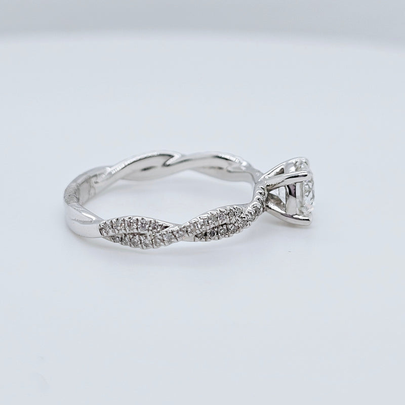 Solitaire engagement ring |  Twisted band engagement ring | 18k white gold wedding ring