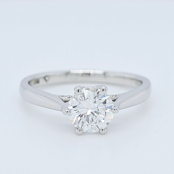 Engagement ring | Proposal ring | Platinum ring | Cathedral setting ring | White diamond