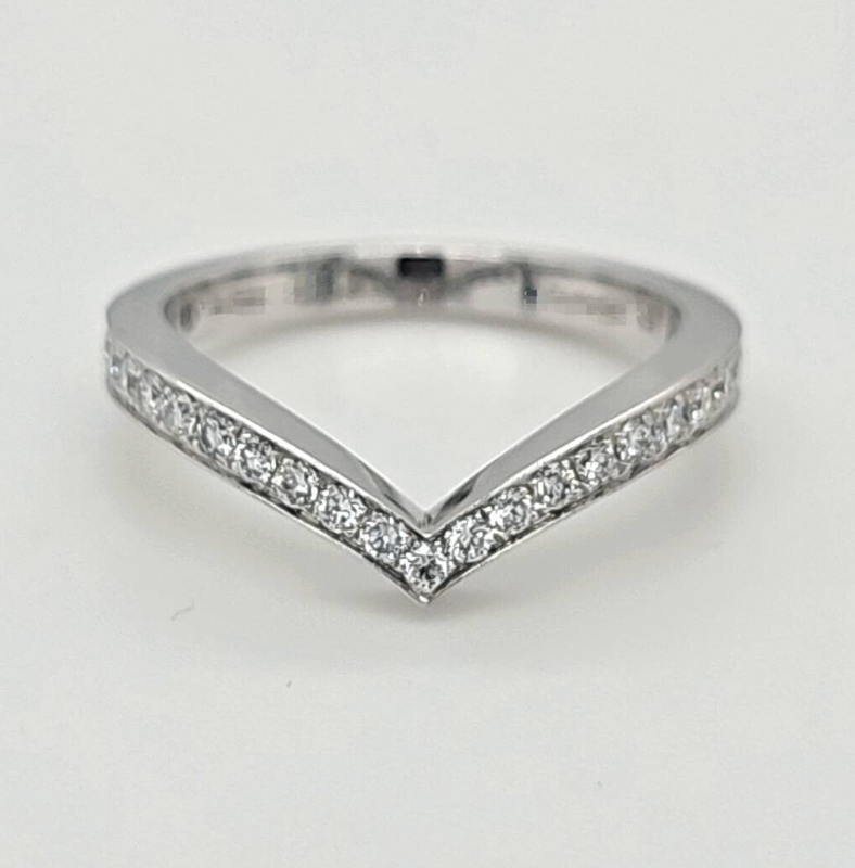 Pre-Owned | Chaumet Josephine Aigrette Wedding Band